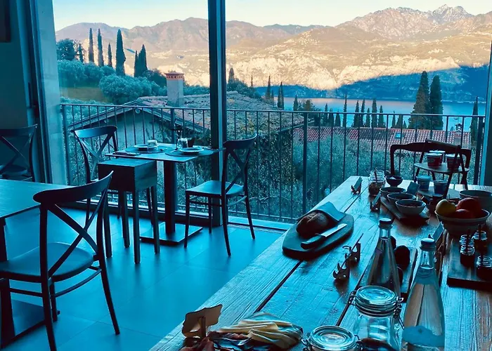 Relais Pinf Bed & Breakfast 3*